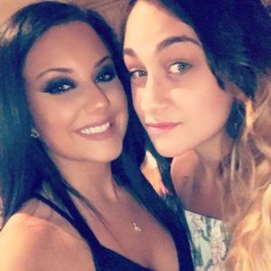 Meet your Posher, Valerie